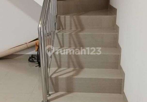 Rumah Baru Siap Huni Strategis Di Taman Ratu(TR128) 17