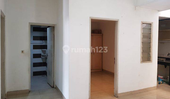Rumah ukuran 7x13 lokasi strategis di Taman Ratu(TR124) 8