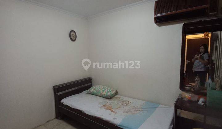 Rumah Siap Huni Strategis di Taman Ratu(TR121) 7