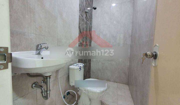 Rumah baru Siap Huni Lokasi Enak strategis Di Taman ratu(TR118) 8