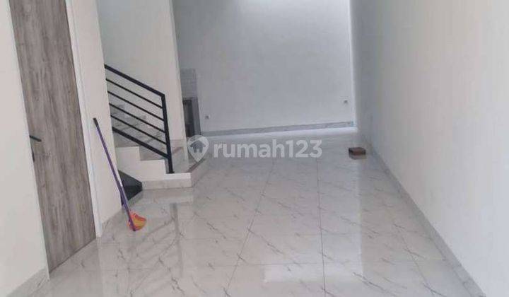 Rumah Baru Siap Huni Di Taman Cosmos Taman Ratu(TR116) 2