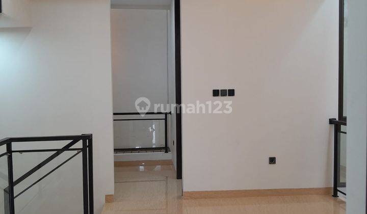 Rumah Baru Siap Huni Di Taman Cosmos Taman Ratu(TR115) 11
