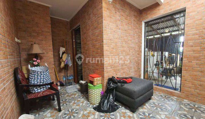 Rumah bagus baru renov lokasi strategis di Green Garden(GG33) 7