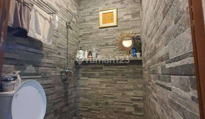 Rumah bagus baru renov lokasi strategis di Green Garden(GG33) 9