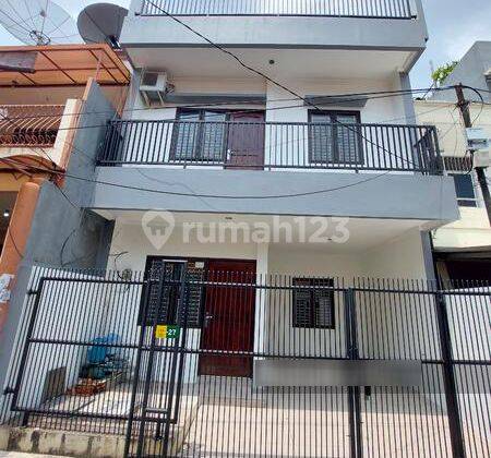 Rumah bagus siap huni lokasi strategis di tanjung duren(TD143)