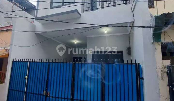 Rumah bagus siap huni bebas banjir di tanjung duren(TD124)