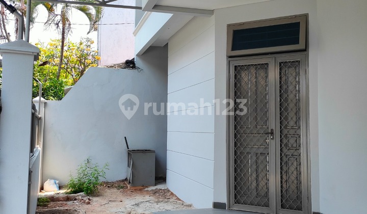 Rumah Bagus Siap huni Strategis Di Tomang(TM151) 2