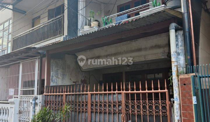 Rumah Second Butuh Renov Di Tanjung Duren(TD197) 2