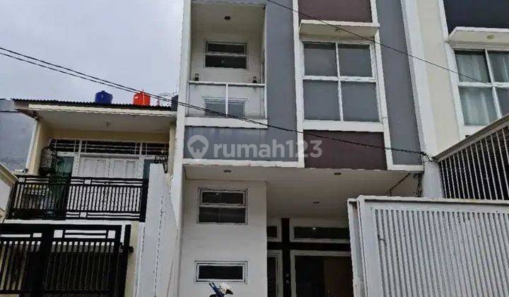 Rumah Siap Huni Lokasi Strategis di GreenVille(GR57) 1