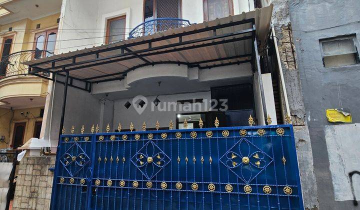 Rumah 5x13 siap huni lokasi strategis di Tanjung Duren(TD355) 1