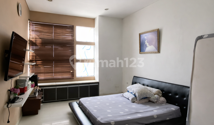 Rumah Siap Huni 10X20 Strategis di Taman Ratu(Tr273) Rumah Siap Huni 10X20 Strategis di Taman Ratu(Tr273)