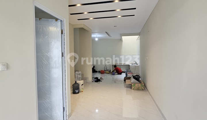 Rumah Baru 5x16.5 strategis di Duri Kepa(DK388) 2