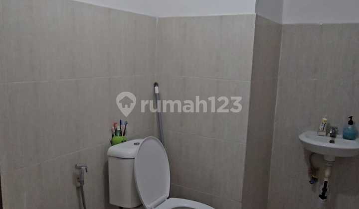 Rumah 5x11 Type split level strategis di Tanjung Duren(TD384) 2