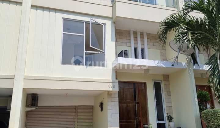 Rumah Siap Huni Split Level 6.4X12.5 Townhouse Duri Kepa(Dk442)
