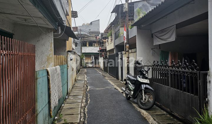 Rumah 5x11 lokasi strategis di Tanjung Duren(TD371) 2