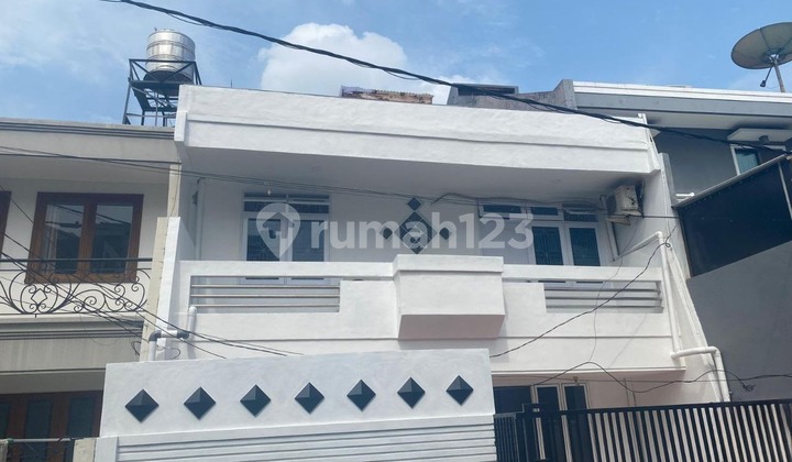 Rumah Bagus 7.5x36 Lokasi Strategis di GreenVille(GR83)