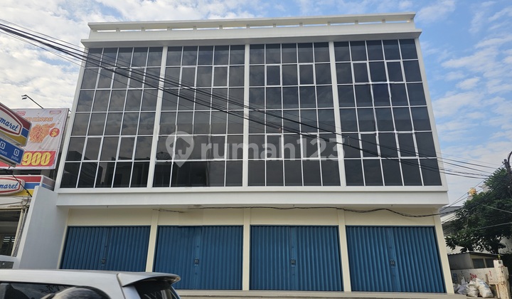 Ruko Baru pinggir jalan 4x20 Taman Ratu(TR250)