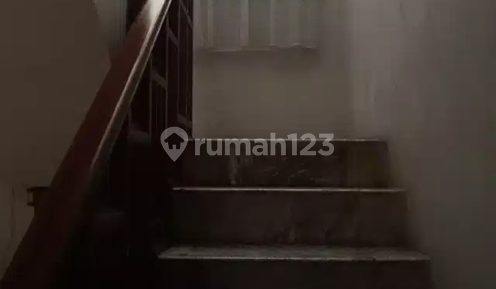 Large House 15X20 Strategic Location in Duri Kepa (Dk438) 2