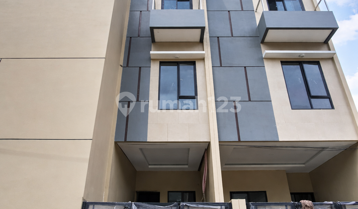 Rumah Baru 3X12 Lokasi Komplek Duri Kepa(Dk454) 1