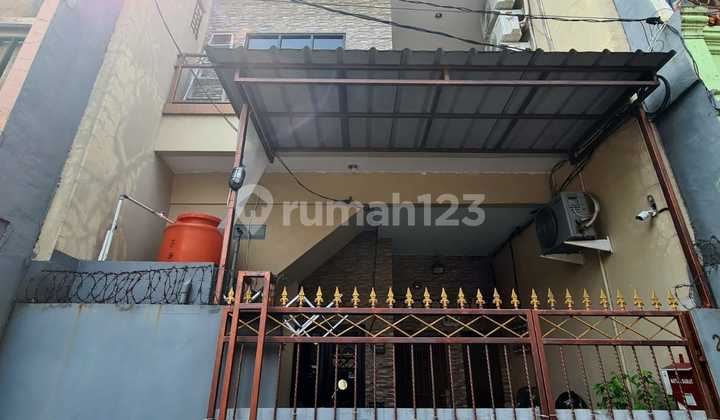 Rumah kos aktif 10 kamar penuh di Tanjung Duren(TD387)