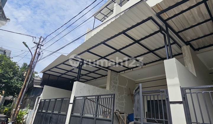 Rumah baru 4x12 siap huni di Jelambar(JL307)