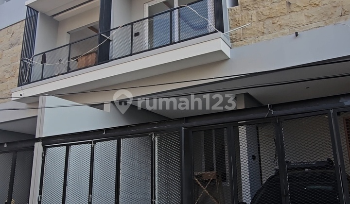 Rumah Baru 6x15 Siap Huni Strategis di Duri Kepa(DK393)  1