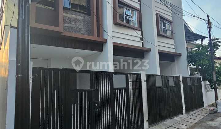 Rumah Baru Siap Huni Strategis di Tanjung Duren(Td406) Rumah Baru Siap Huni Strategis di Tanjung Duren(Td406)
