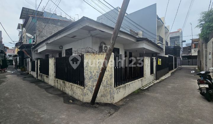 Rumah Tua 143Meter Strategis di Tanjung Duren(Td428) Rumah Tua 143Meter Strategis di Tanjung Duren(Td428)