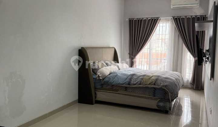 Nice house ready to occupy, strategic location near Sunrise Garden (SR76). 2