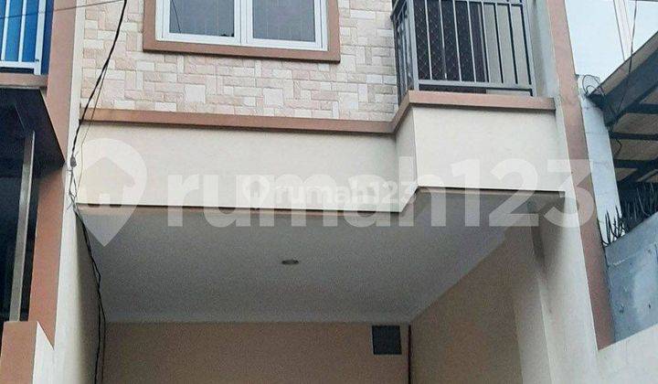 Akses Jalan Lebar 2 Mobil! Rumah Siap Huni Harga 1,75m Di Tanjung Duren(td92) 1