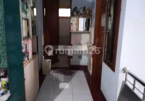 Rumah bagus 15x18 di komplek Green Garden(GG80) 2