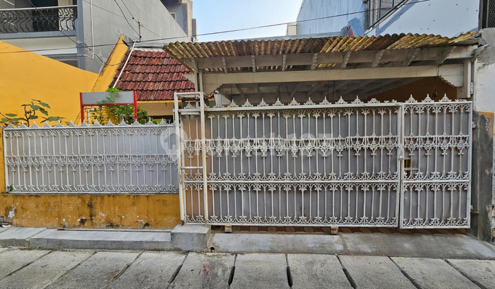 Rumah lama 6x15 lokasi strategis di Duri Kepa(DK284)