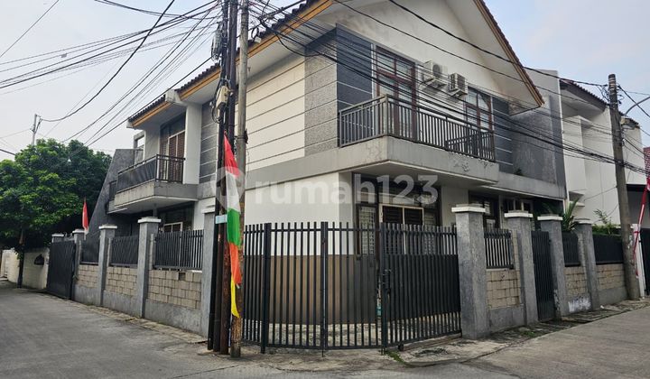 Rumah Siap Huni Hoek 12x17 strategis di DUri Kepa(DK402) Rumah Siap Huni Hoek 12x17 strategis di DUri Kepa(DK402)