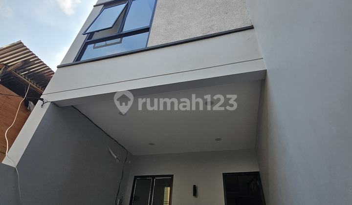 Rumah baru 4x13 siap huni strategis di duri kepa(DK420) 2