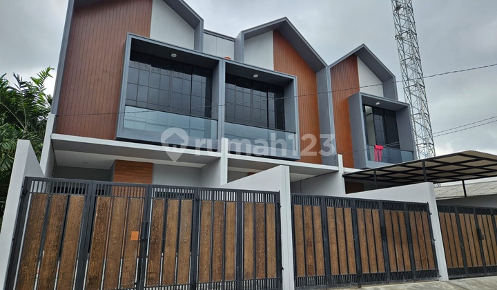 Rumah Baru Siap Huni 5x25 di komplek DKI Meruya(MR11)