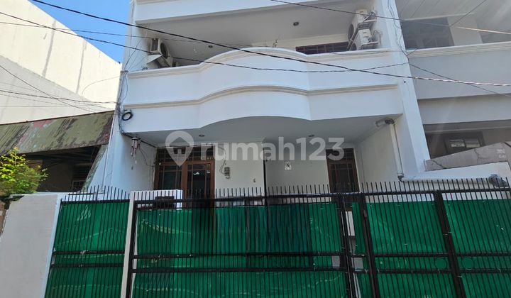 Rumah 6x13.5 lokasi strategis di Duri Kepa(DK404) 1