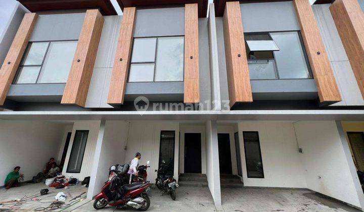 Rumah Baru Siap Huni Strategis di Sunrise Garden(SR42) 1