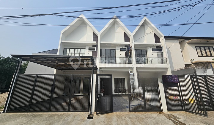 Rumah Baru 4x16 lokasi strategis di meruya(MR10a)