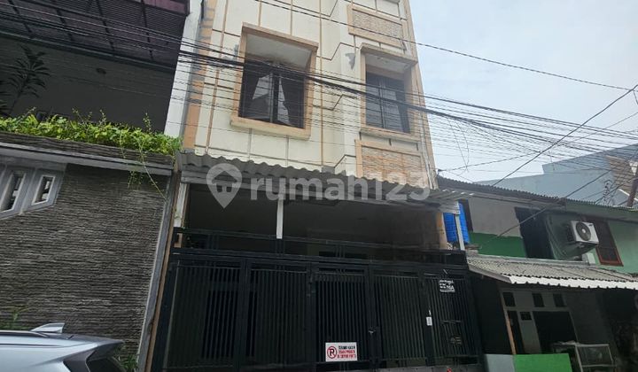 House ready for occupancy with 2-car garage in Tanjong Duren (TD394) House ready for occupancy with 2-car garage in Tanjong Duren (TD394)