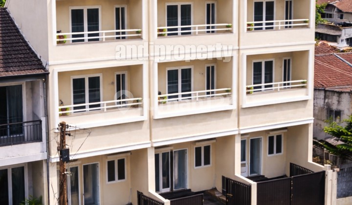 Rumah Baru 5X11 3Unit Strategis di Tanjung Duren(Td403) 2