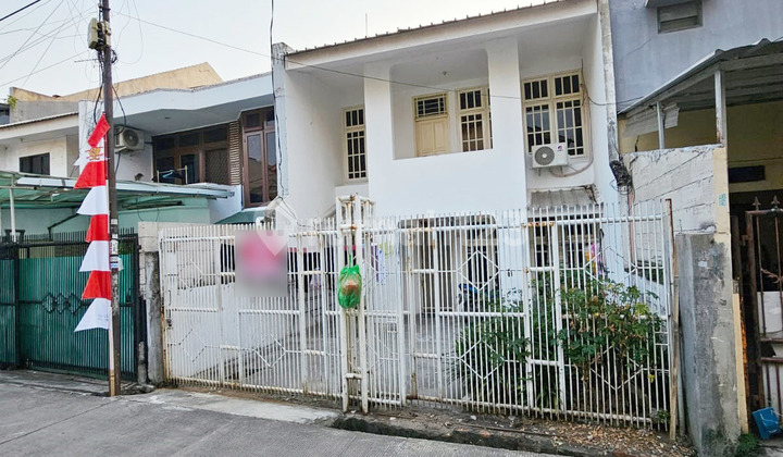 Rumah 7.5x14 lokasi strategis di Duri kepa(DK312) Rumah 7.5x14 lokasi strategis di Duri kepa(DK312)