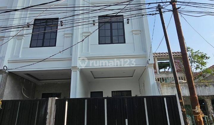 Rumah Baru Siap Huni Bebas Banjir Strategis Di Duri Kepa(DK361) 1