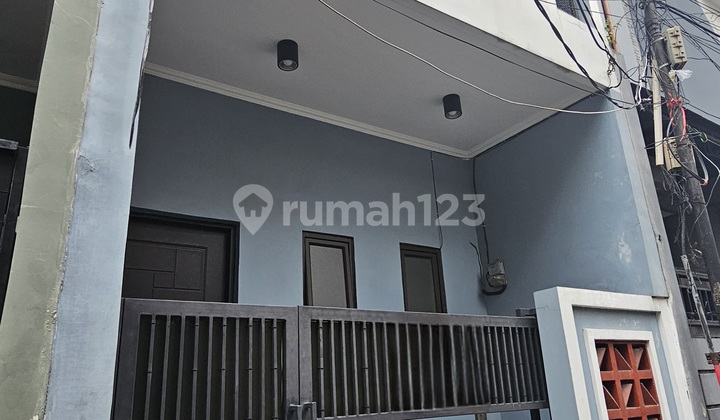 Rumah Bagus Gang Motor 3.5X11 Tanjung Duren(Td411) Rumah Bagus Gang Motor 3.5X11 Tanjung Duren(Td411)