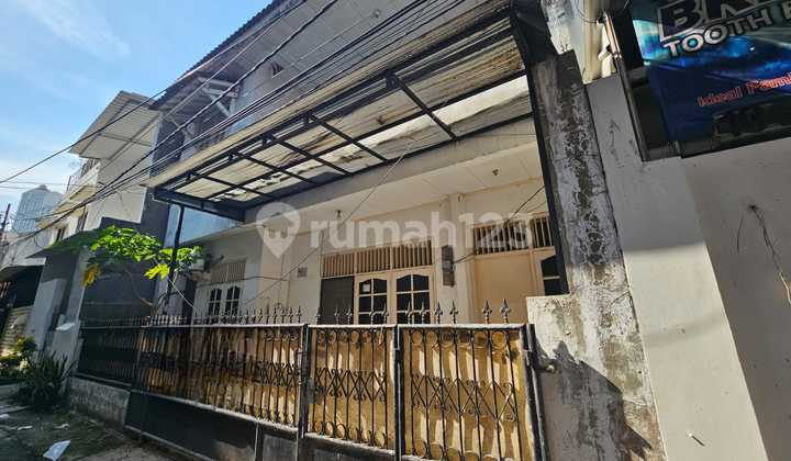 99-meter house strategically located in Tanjung Duren (TD383)