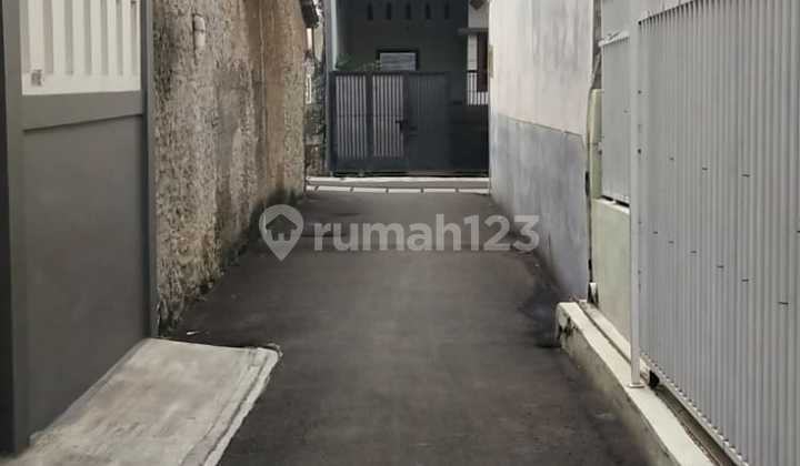 Rumah Tua 8X10.9 Cocok Bangun Ulang di Tanjung Duren(Td416)