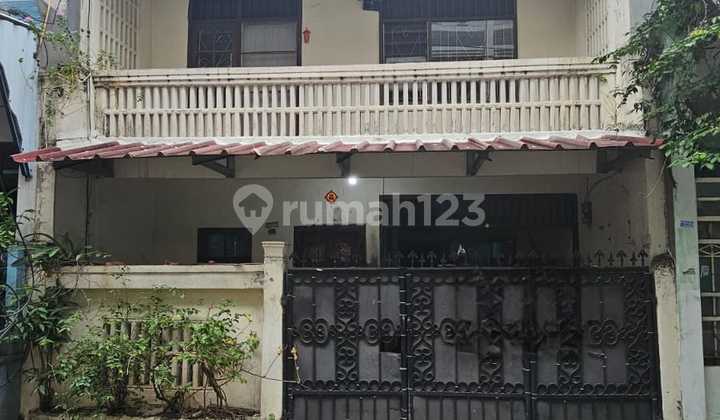 Rumah Pinggir Jalan 5.5X11 Strategis di Tanjung Duren(Td412) Rumah Pinggir Jalan 5.5X11 Strategis di Tanjung Duren(Td412)