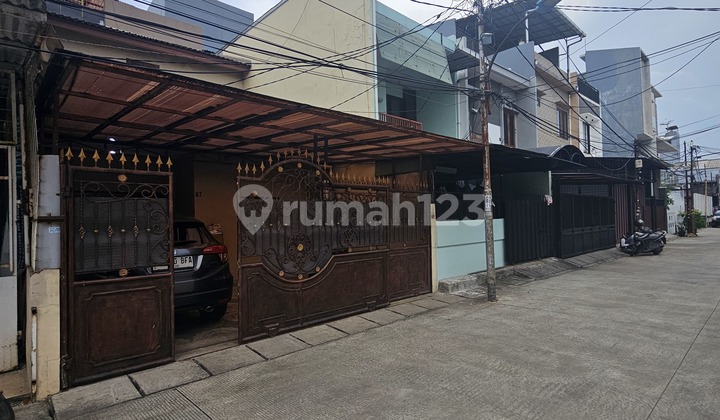 Strategic ready-to-occupy house in Taman Cosmos Taman Ratu (TR257) 2