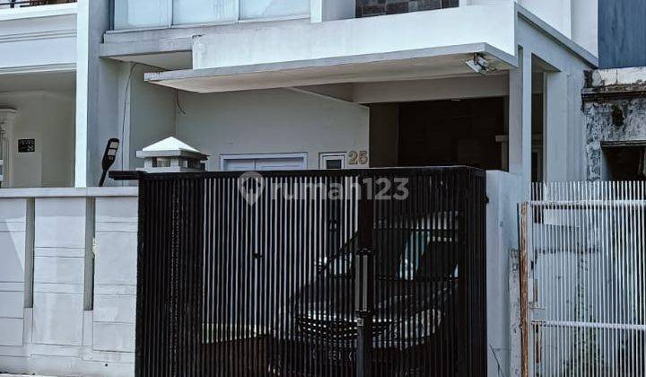 Rumah dalam cluster 3 lantai di Perumahan  Intercon (Taman Kebon Jeruk) Kebon Jeruk Srengseng Jakarta Barat 1