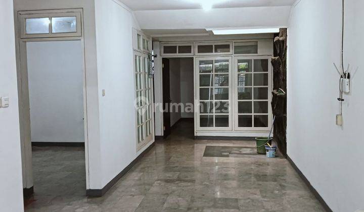 Rumah 1 1/4 lantai di Perumahan Taman Kebon Jeruk (Intercon) Srengseng Kebon Jeruk Jakarta Barat 2