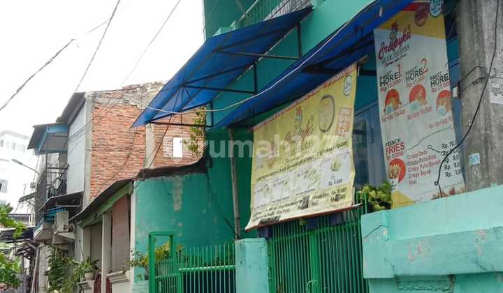 2-story house in Perumnas Cengkareng, Galunggung Street, East Cengkareng, Near Cengkareng Public Hospital and Taman Palem Mall, West Jakarta 1
